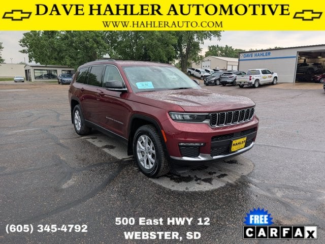 2021 Jeep Grand Cherokee L Limited in Velvet Red Pearlcoat — front three-quarter view