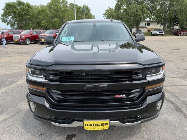 2016 Chevrolet Silverado 1500 — rear three-quarter view
