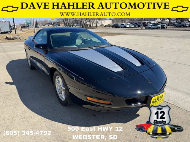 1995 Pontiac Firebird Formula in Black — front three-quarter view